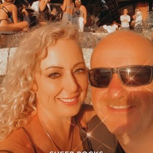 Meet your Posher, Robin